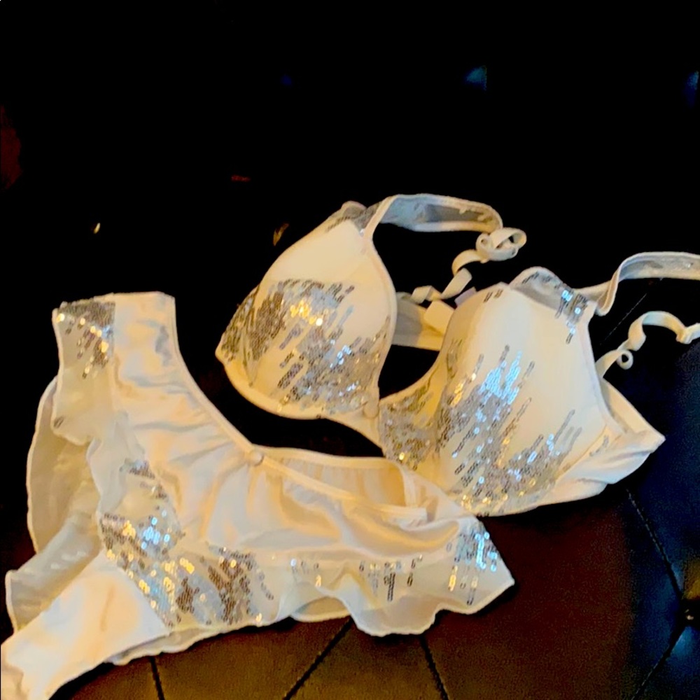Victoria’s Secret BRA & PANTY SET